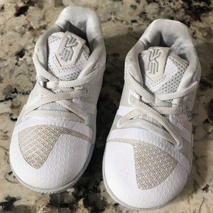 Toddler Nike Kyrie 3